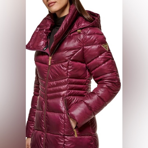 GUESS
Water Resistant Hooded Puffer Jacket In Jam Size Large - Picture 5 of 6